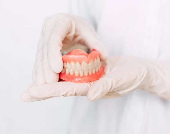 implant-supported dentures in el monte